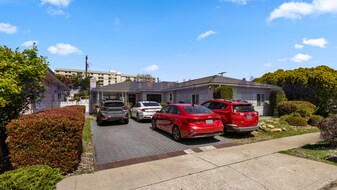 5522 Dorothy Dr in San Diego, CA - Building Photo