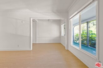 186 N Clark Dr in Beverly Hills, CA - Building Photo - Building Photo