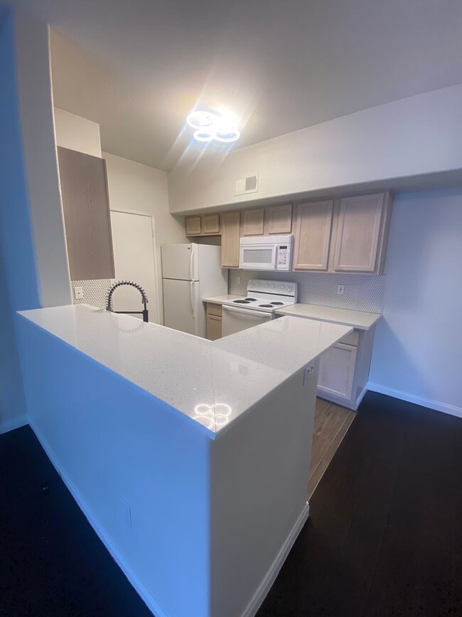 property at 2615 W Gary Ave