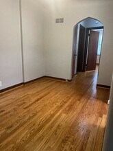 5247 Pernod Ave, Unit 1FL in St. Louis, MO - Foto de edificio - Building Photo