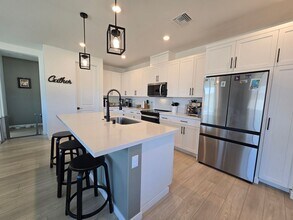 3336 Emerald Ln in Lancaster, CA - Building Photo - Building Photo