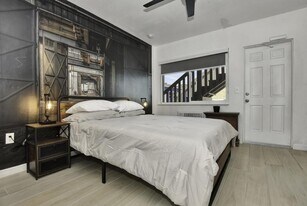 3064 S Atlantic Ave in Daytona Beach, FL - Building Photo