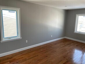 46 Lincoln Pl in Massapequa, NY - Building Photo - Building Photo