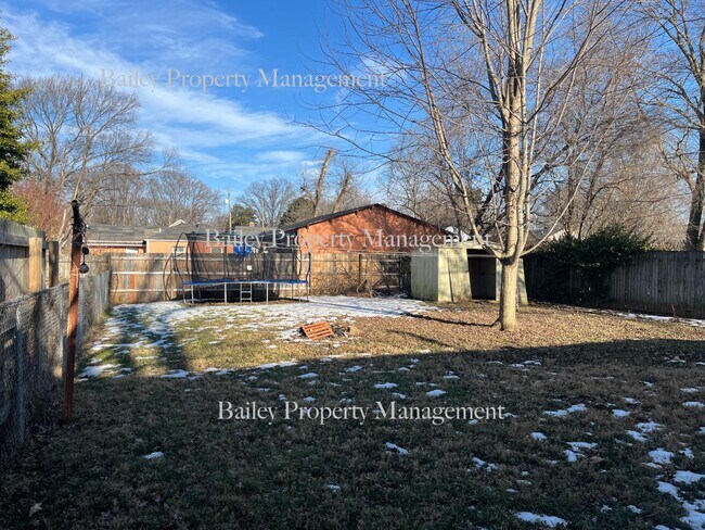 1613 Pershing Ave in Louisville, KY - Building Photo - Building Photo