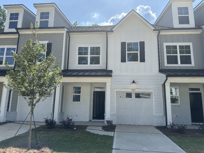 property at 3033 Finchborough Ct