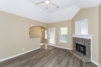 1033 Cordova Ridge Pl in Cordova, TN - Building Photo - Building Photo