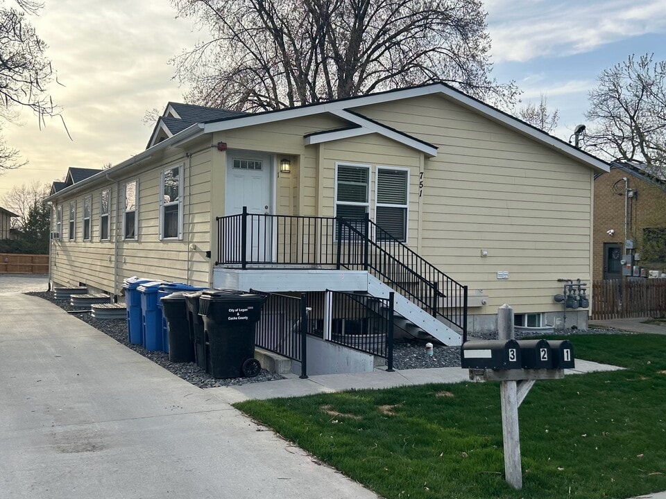 751 N 200 E in Logan, UT - Building Photo