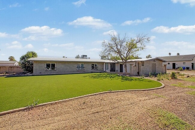 6315 E Delcoa Ave in Scottsdale, AZ - Building Photo - Building Photo