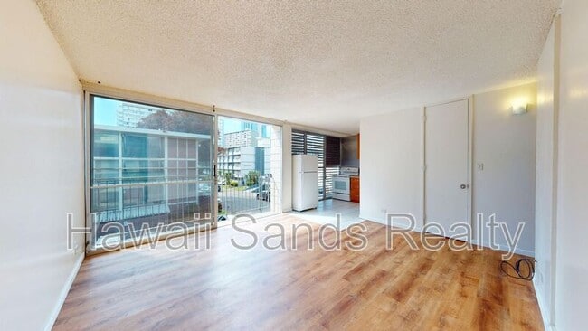 933 Kaheka St in Honolulu, HI - Foto de edificio - Building Photo