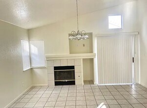 5012 Greenville Ct in Bakersfield, CA - Building Photo - Building Photo