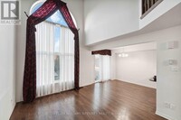 206 Macoun Cir in Ottawa, ON - Building Photo - Building Photo