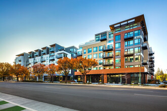 The Dean in Mountain View, CA - Foto de edificio - Building Photo