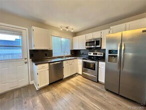 652 Longfellow Ln in Littleton, CO - Building Photo - Building Photo