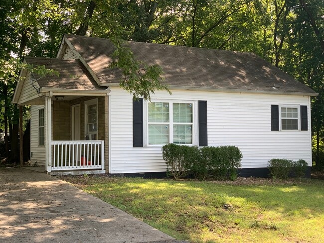 919 Oak Ln in Clarksville, TN - Building Photo - Building Photo