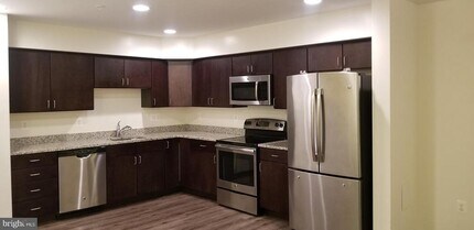 1826 Cassandra Dr in Eldersburg, MD - Building Photo - Building Photo