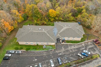 133 Walnut St in Seymour, CT - Building Photo - Building Photo