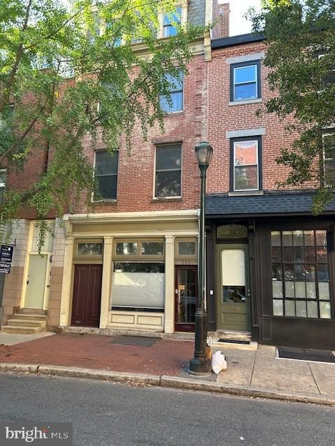 262 S 11th St-Unit -1 in Philadelphia, PA - Foto de edificio