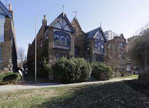 Green Gables in Kansas City, MO - Building Photo - Building Photo