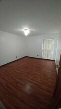 7903 NW 73rd Ave in Tamarac, FL - Building Photo - Building Photo