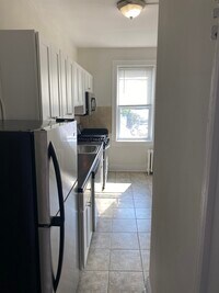 42 Kelly, Unit 205 photo'
