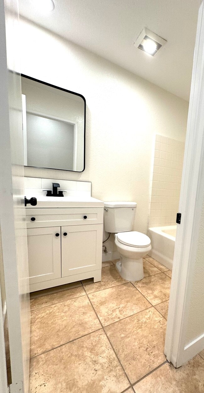 47761 Poseidon Cir in Indio, CA - Building Photo - Building Photo