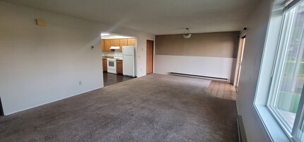 242 NW Sunrise Dr, Unit Lower in Pullman, WA - Foto de edificio - Building Photo