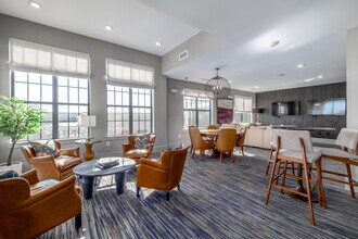 The Lexington Dilworth in Charlotte, NC - Building Photo - Building Photo
