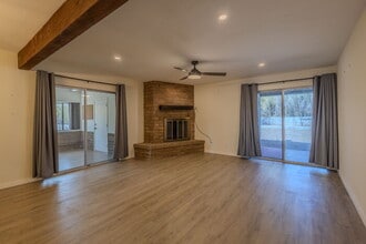 1321 N Paseo Maravilloso in Green Valley, AZ - Building Photo - Building Photo