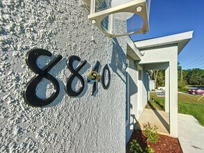 8840 N Paradisea Dr in Citrus Springs, FL - Building Photo - Building Photo