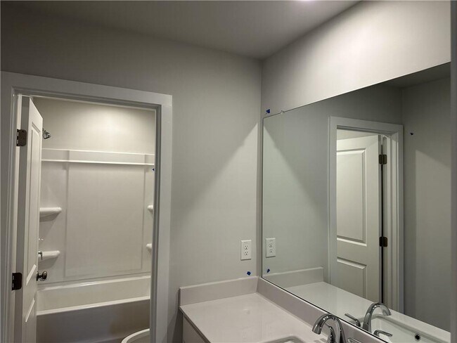 3140 Westgate Park Dr in Loganville, GA - Building Photo - Building Photo