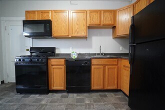 1116 Commonwealth Ave in Boston, MA - Foto de edificio - Building Photo