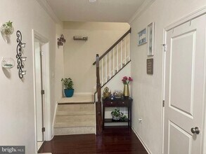 43010 Paris Gap Square in Ashburn, VA - Building Photo - Building Photo