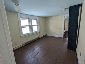 107 Hawley St in Buffalo, NY - Building Photo - Building Photo