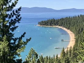 600 US-50 in Zephyr Cove, NV - Building Photo