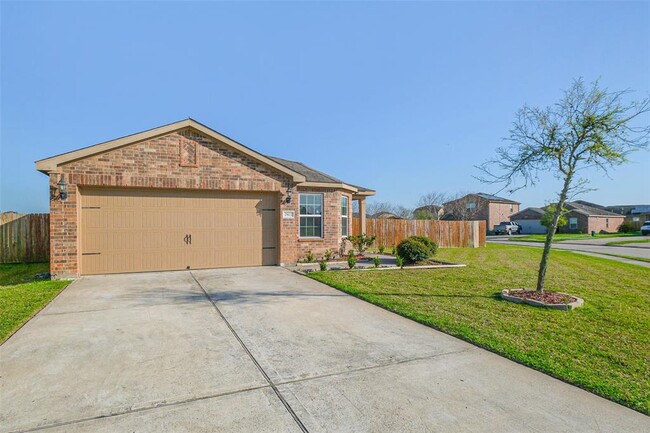 property at 2902 Seacrest Ln