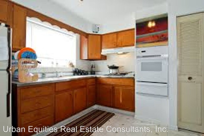 8050 Niles Ave in Skokie, IL - Building Photo - Building Photo