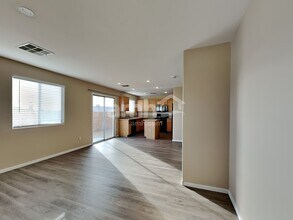 8440 Walker Gardens Pl in Las Vegas, NV - Building Photo - Building Photo