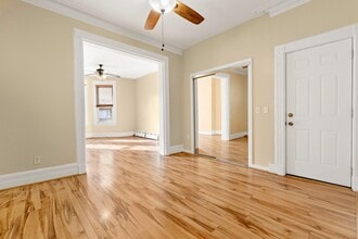 302 Clerk St in Jersey City, NJ - Building Photo - Building Photo