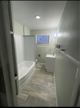 2029 S Empire Ave in Joplin, MO - Foto de edificio - Building Photo