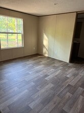 205 Esmarelda in Stonewall, LA - Building Photo - Building Photo