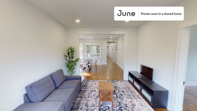 Room in Shared 4 bed/2 bath home, Unit D in Chicago, IL - Foto de edificio - Building Photo