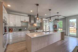 2210 Meade St in Denver, CO - Building Photo - Building Photo