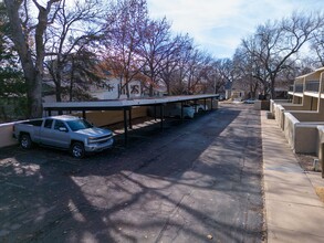 College Hill Flats in Wichita, KS - Foto de edificio - Building Photo