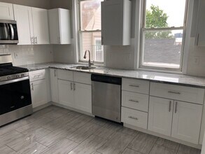 17 Devon St in Kearny, NJ - Building Photo - Building Photo