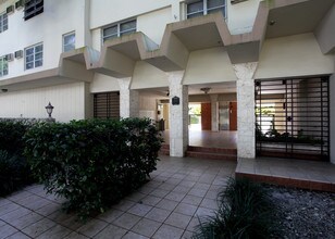 440 Santander Ave in Coral Gables, FL - Building Photo - Building Photo