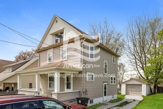 2074 16th St SW in Akron, OH - Building Photo - Building Photo