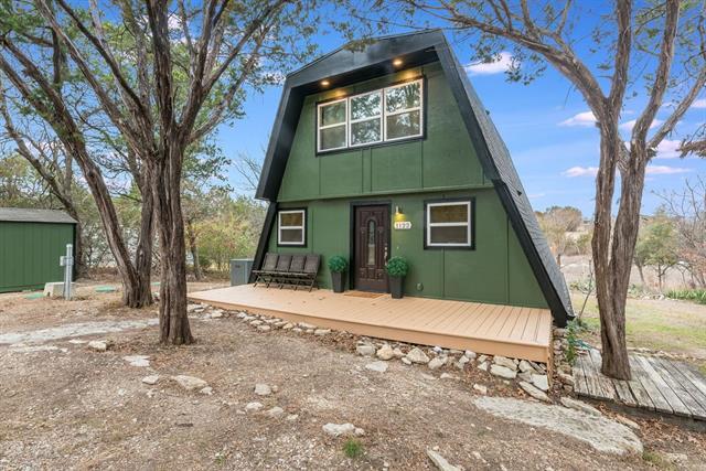 property at 1122 Indian Dr