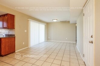 3902 W Camino Acequia in Phoenix, AZ - Building Photo - Building Photo