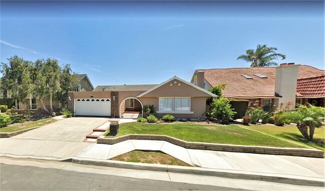 property at 4470 Avenida Granada