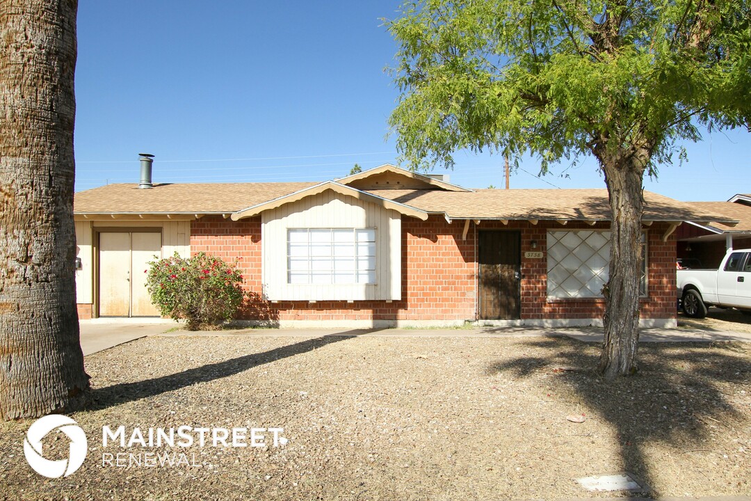 3738 W Claremont St in Phoenix, AZ - Building Photo